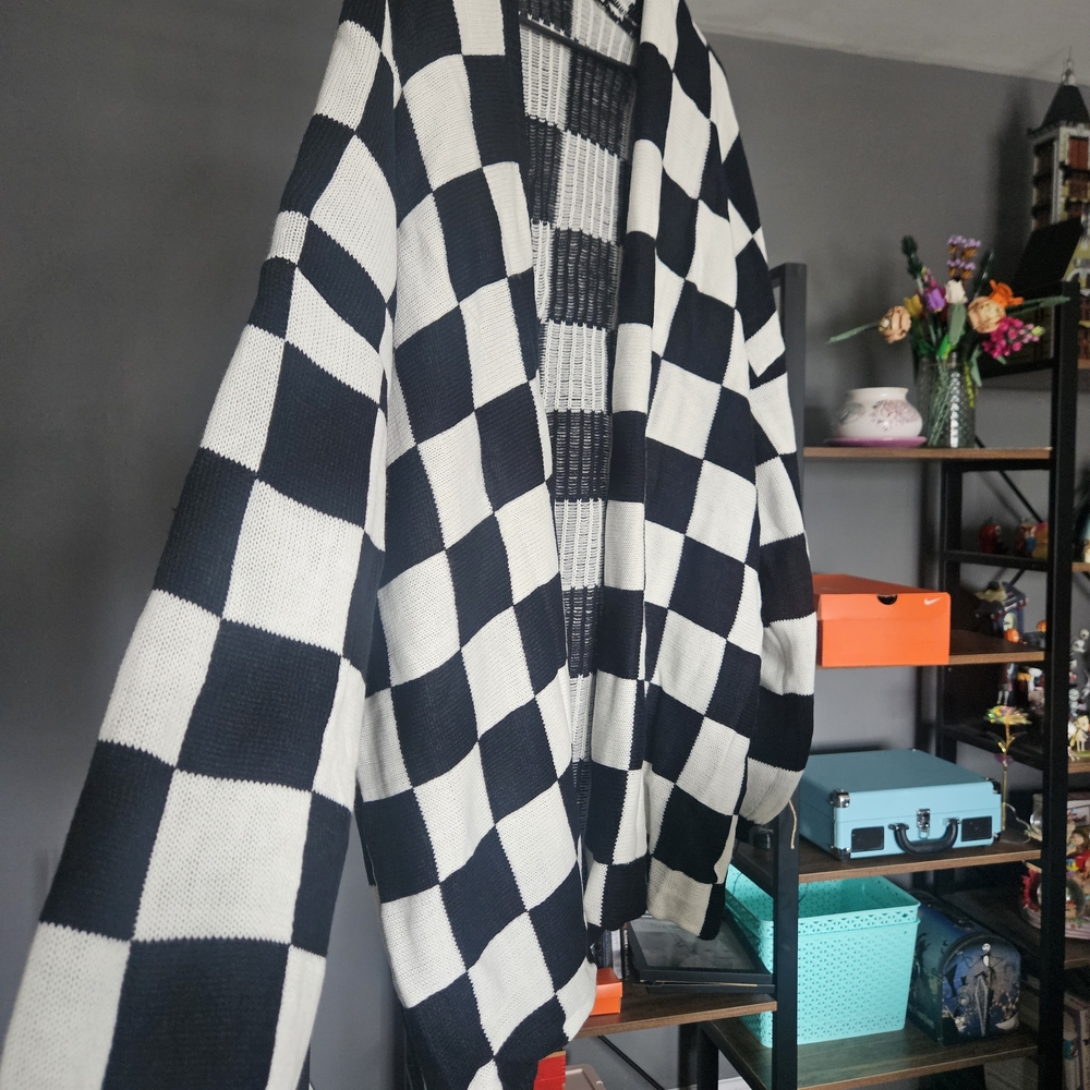 Checkered Cardigan Oversized